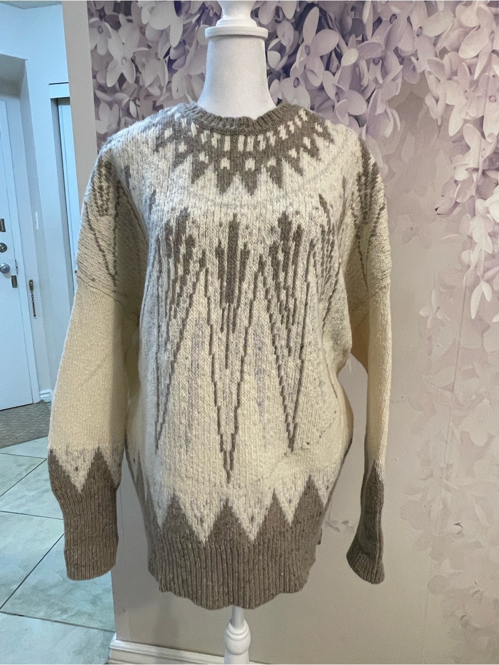 Adam Lippes
Graphic Print Crew Neck Sweater Size M (US 6–8).